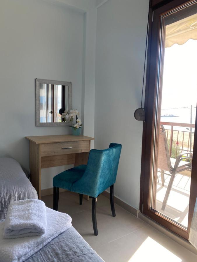 Dimi Seafront Apartment By Rentals Pro Services - Νέα Μουδανιά Εξωτερικό φωτογραφία